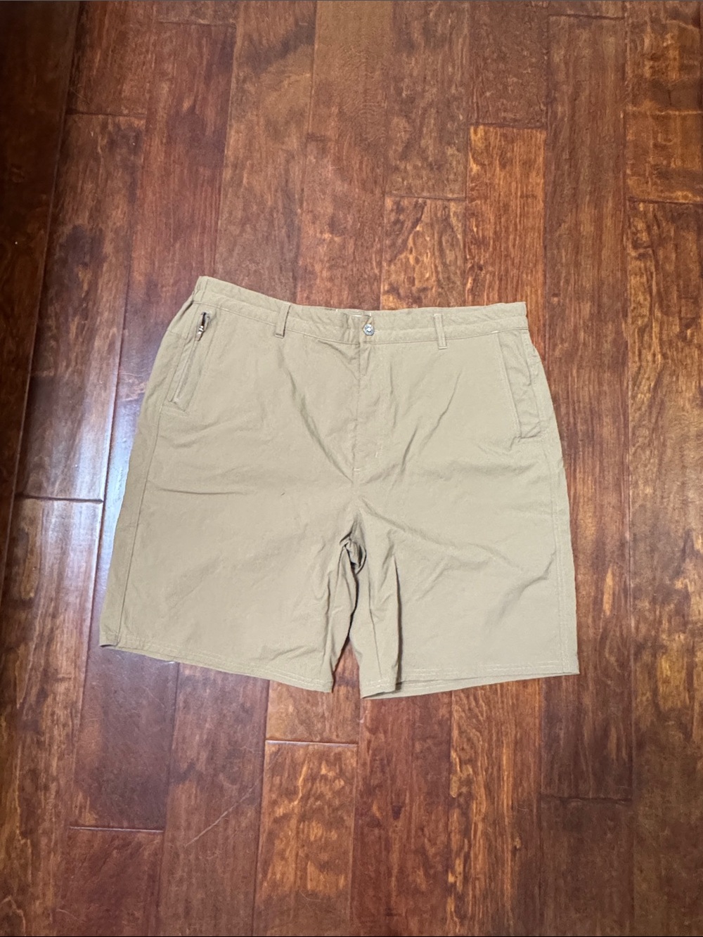 Men's Classic Flat-Front Tan Shorts